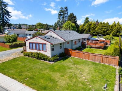 3704 Commercial Avenue , Anacortes, WA 98221-4231