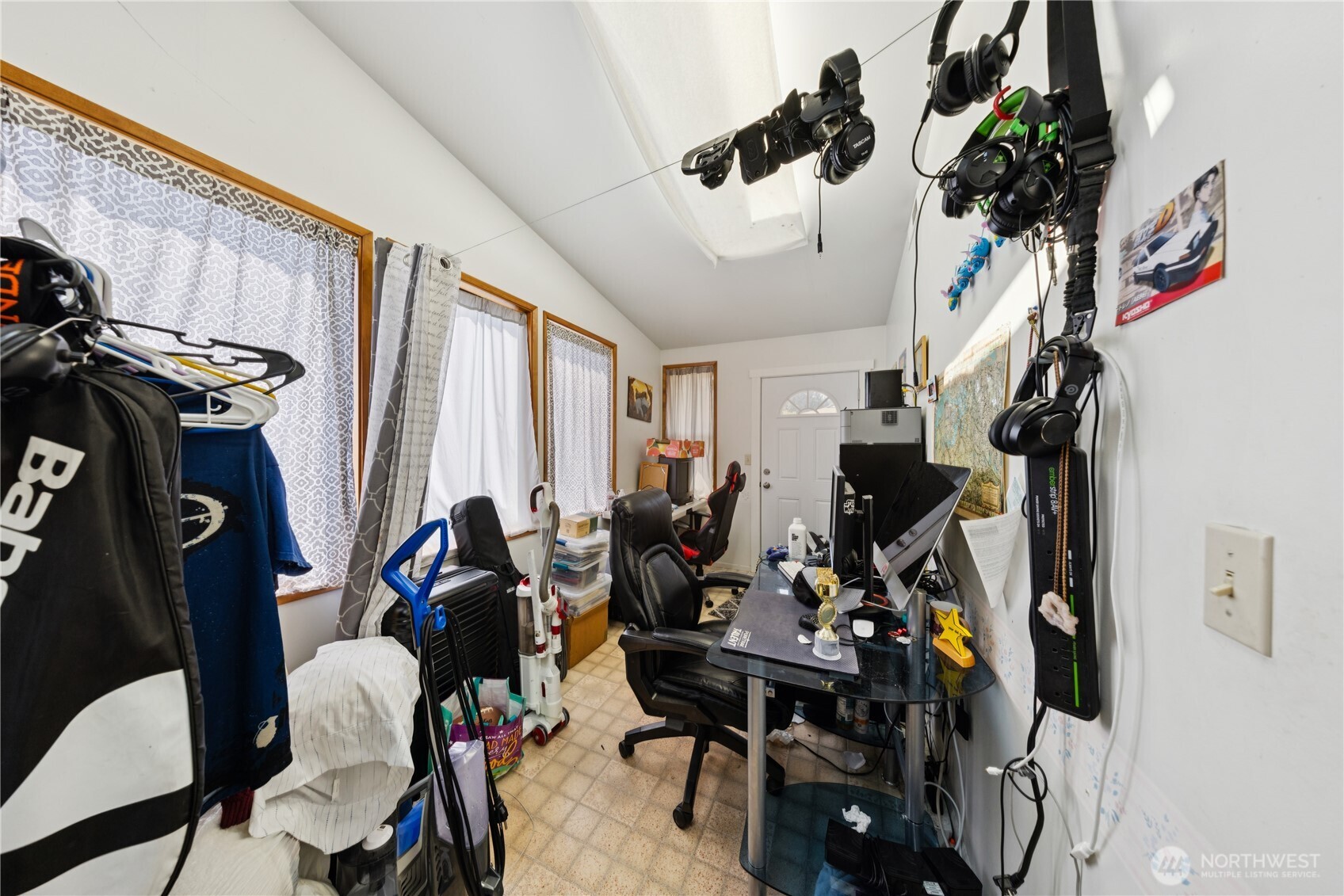 3704 Commercial Avenue , Anacortes, WA 98221-4231
