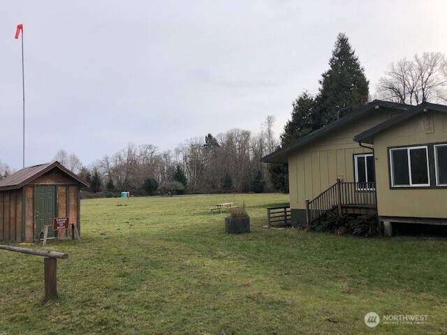 306558 Highway 101 , Brinnon, WA 98320-9997