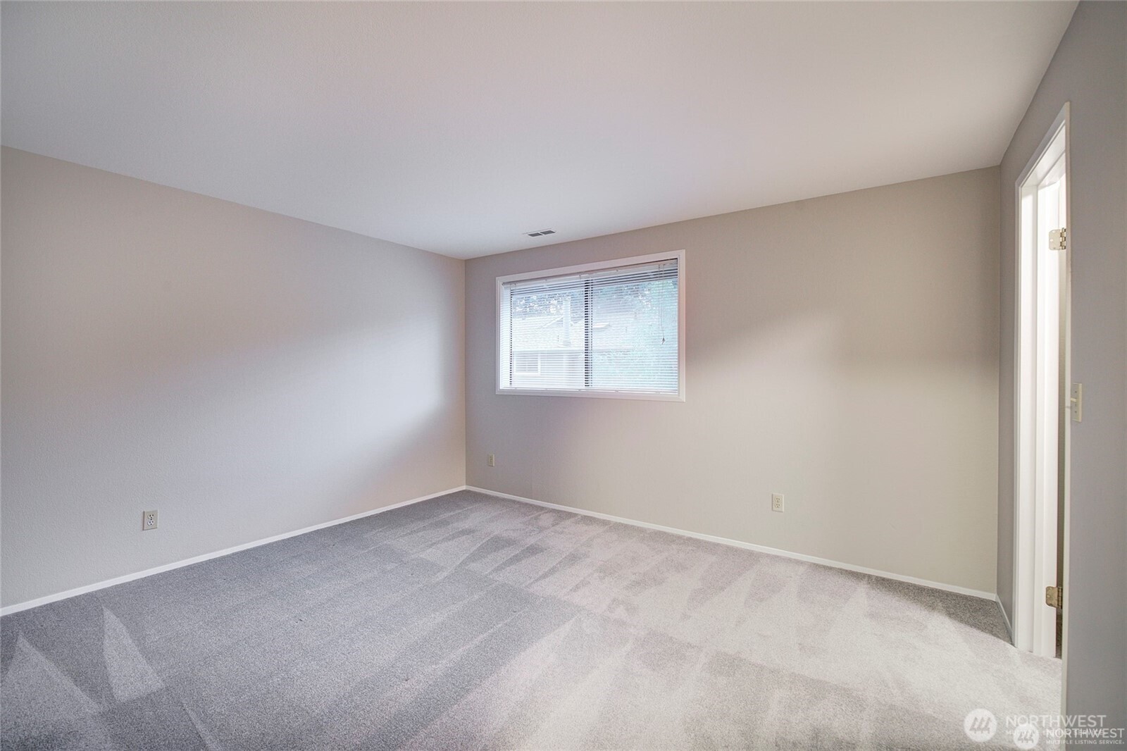 11243 NE 131st Lane , Kirkland, WA 98034