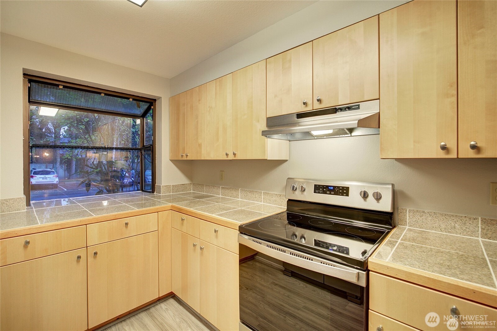 11243 NE 131st Lane , Kirkland, WA 98034