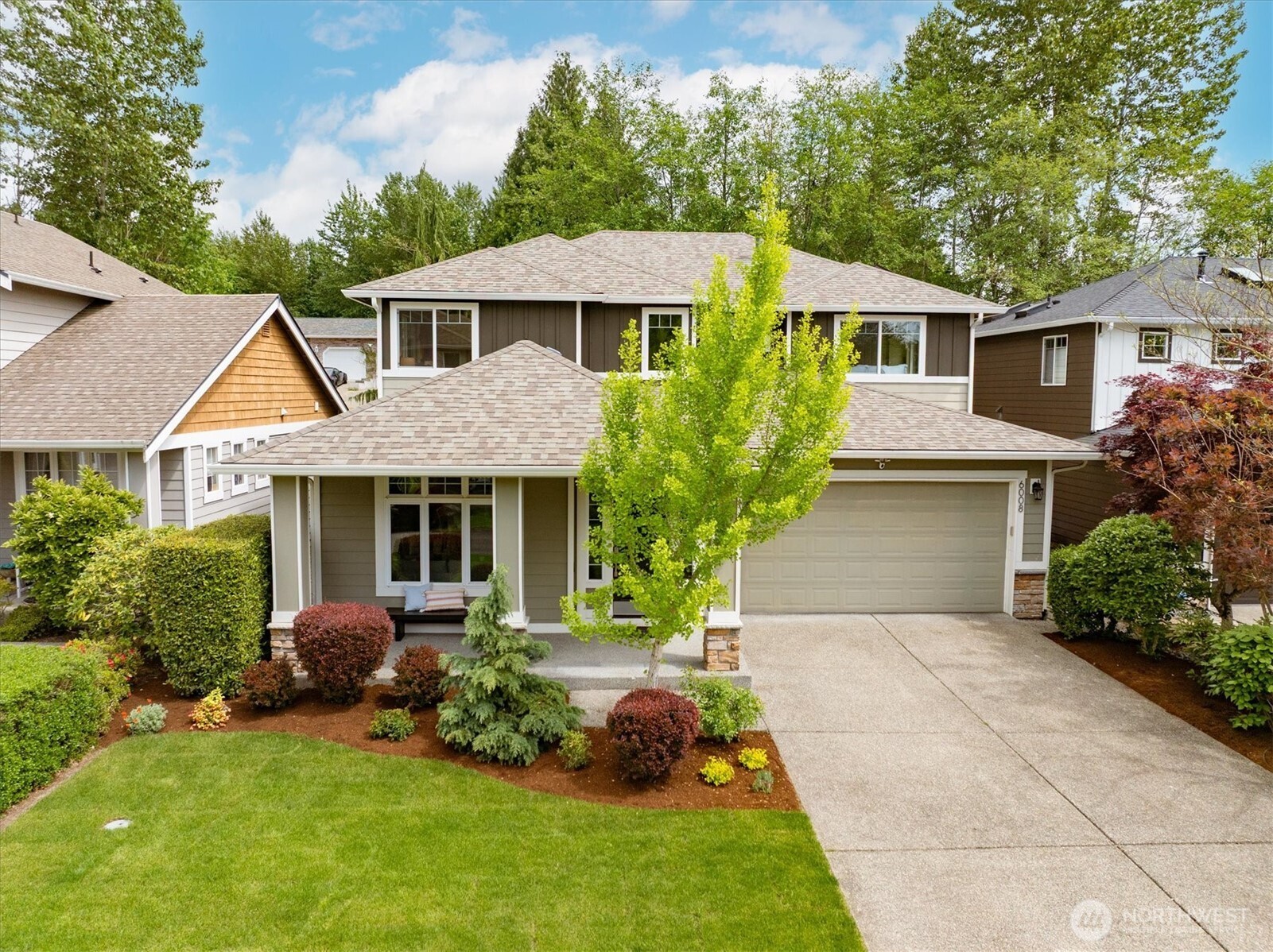 6008 NE 1st Circle , Renton, WA 98059