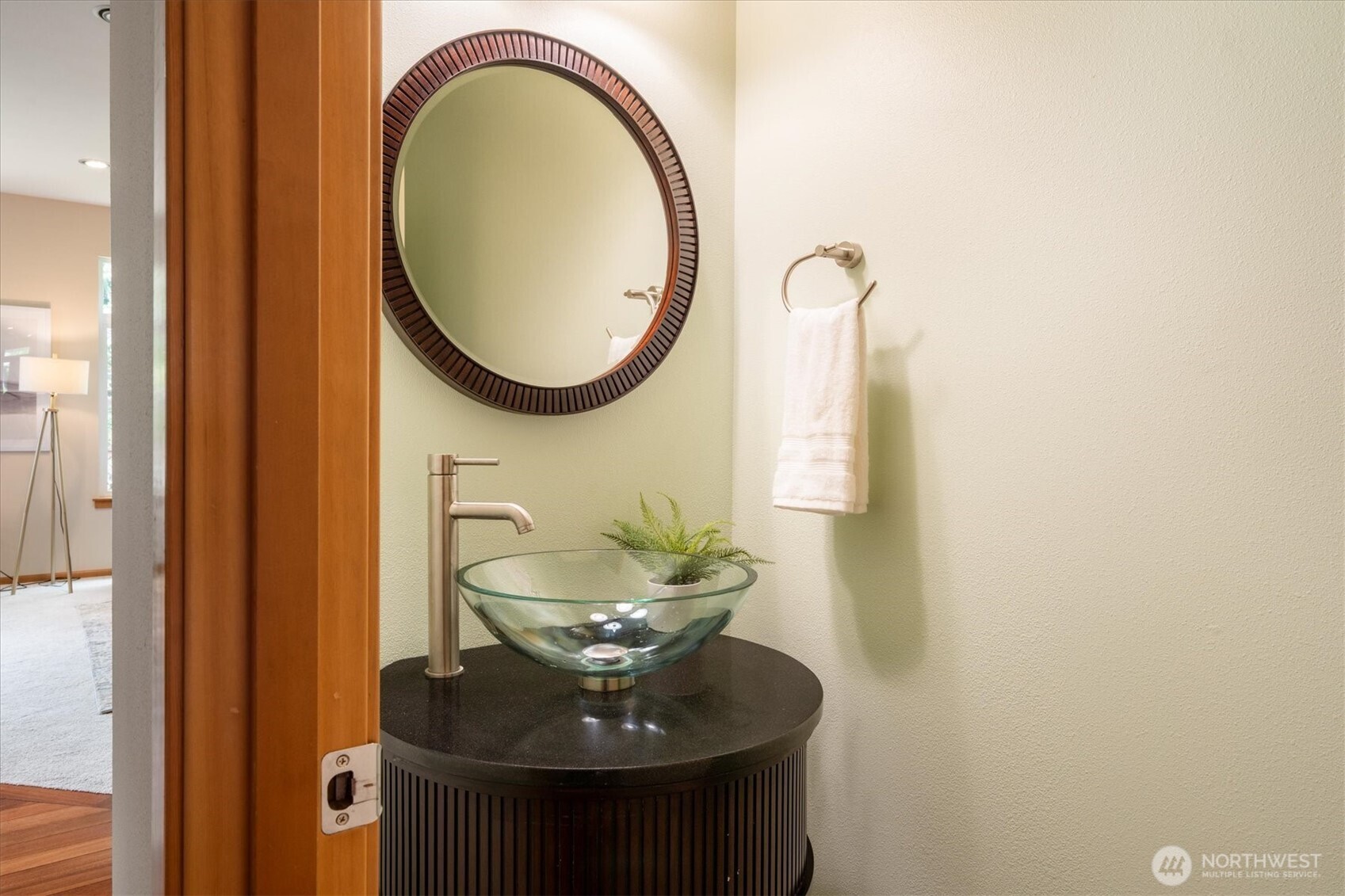 6008 NE 1st Circle , Renton, WA 98059