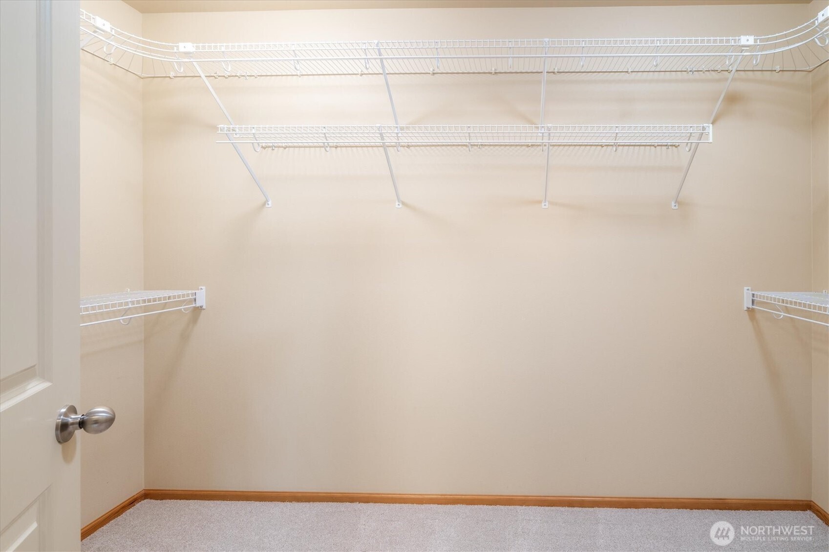 6008 NE 1st Circle , Renton, WA 98059
