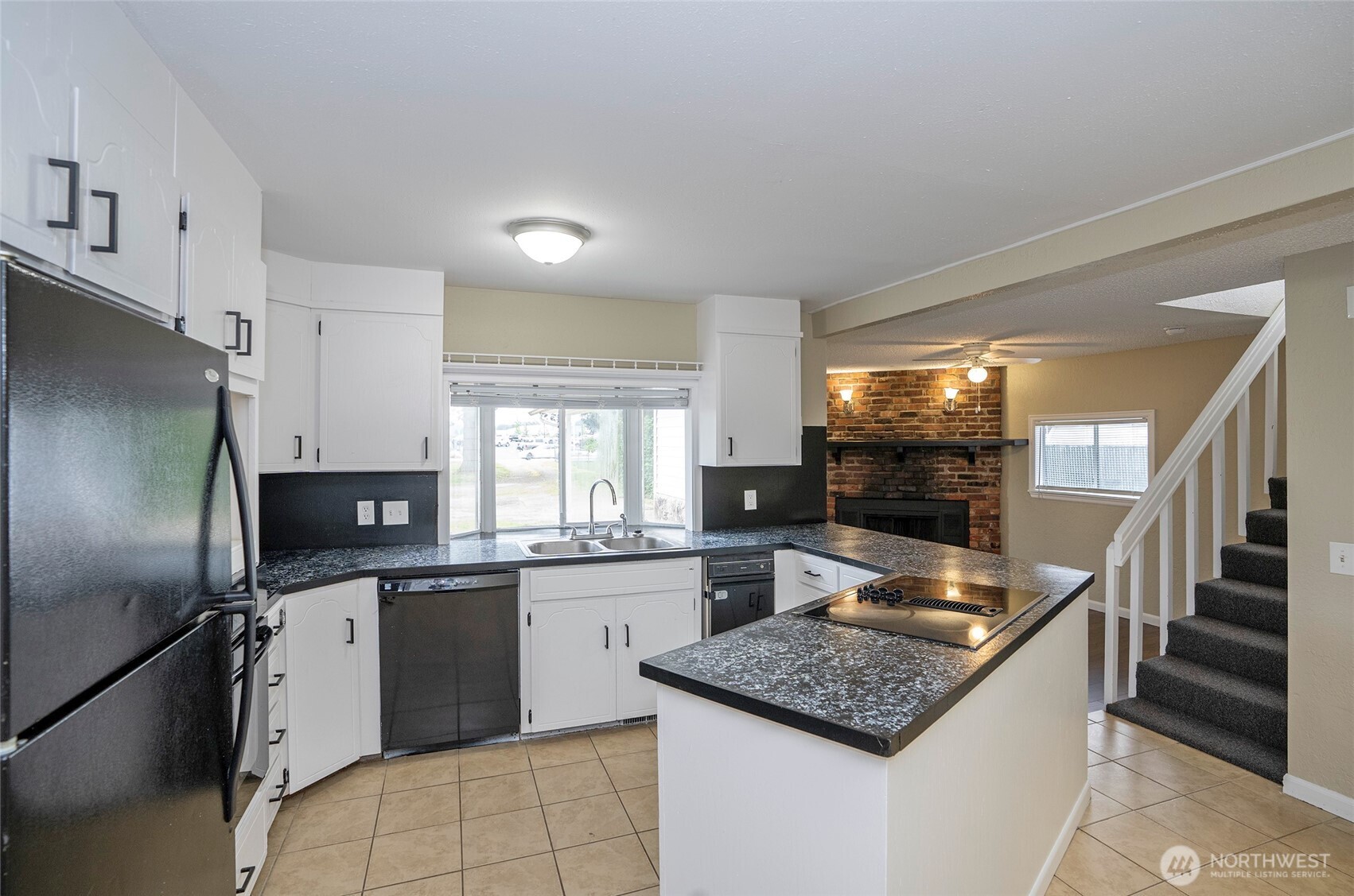 16313 64th Street E, Sumner, WA 98390