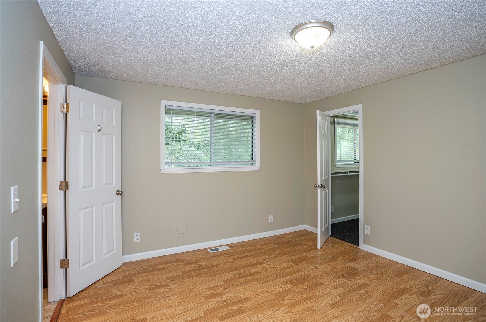 16313 64th Street E, Sumner, WA 98390