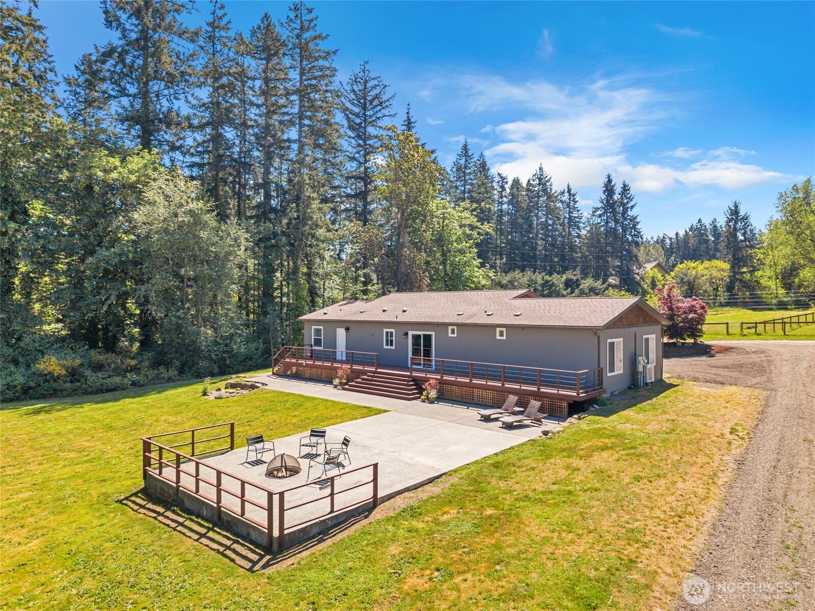9889 Sportsman Club Road NE, Bainbridge Island, WA 98110-1587
