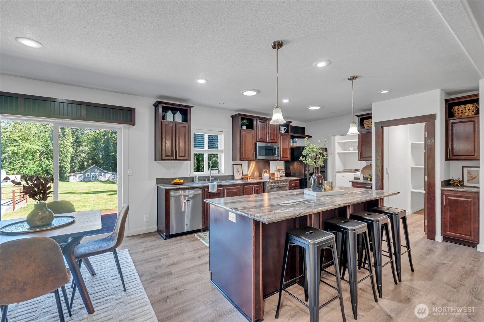 9889 Sportsman Club Road NE, Bainbridge Island, WA 98110-1587