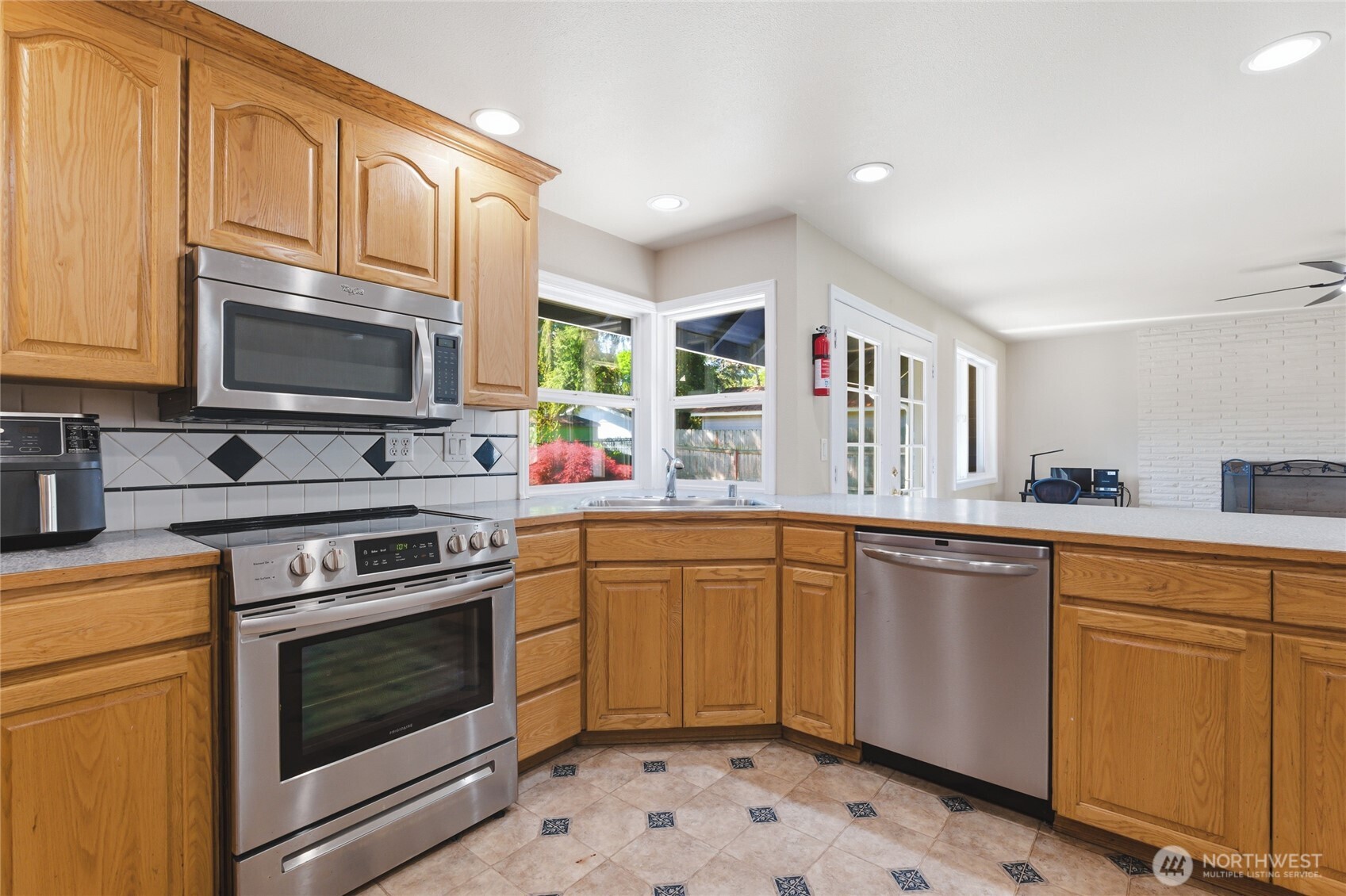 2607 92nd Street S, Lakewood, WA 98499