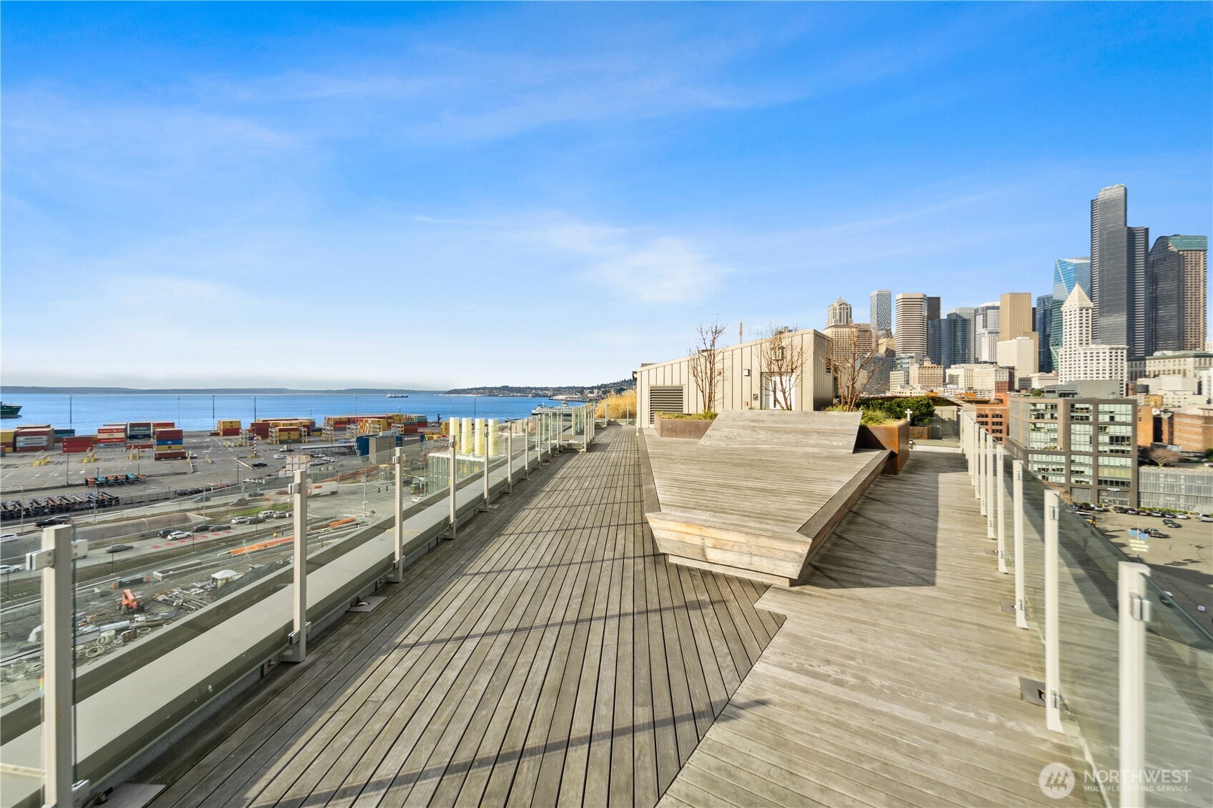 590 1st Avenue S #805, Seattle, WA 98104