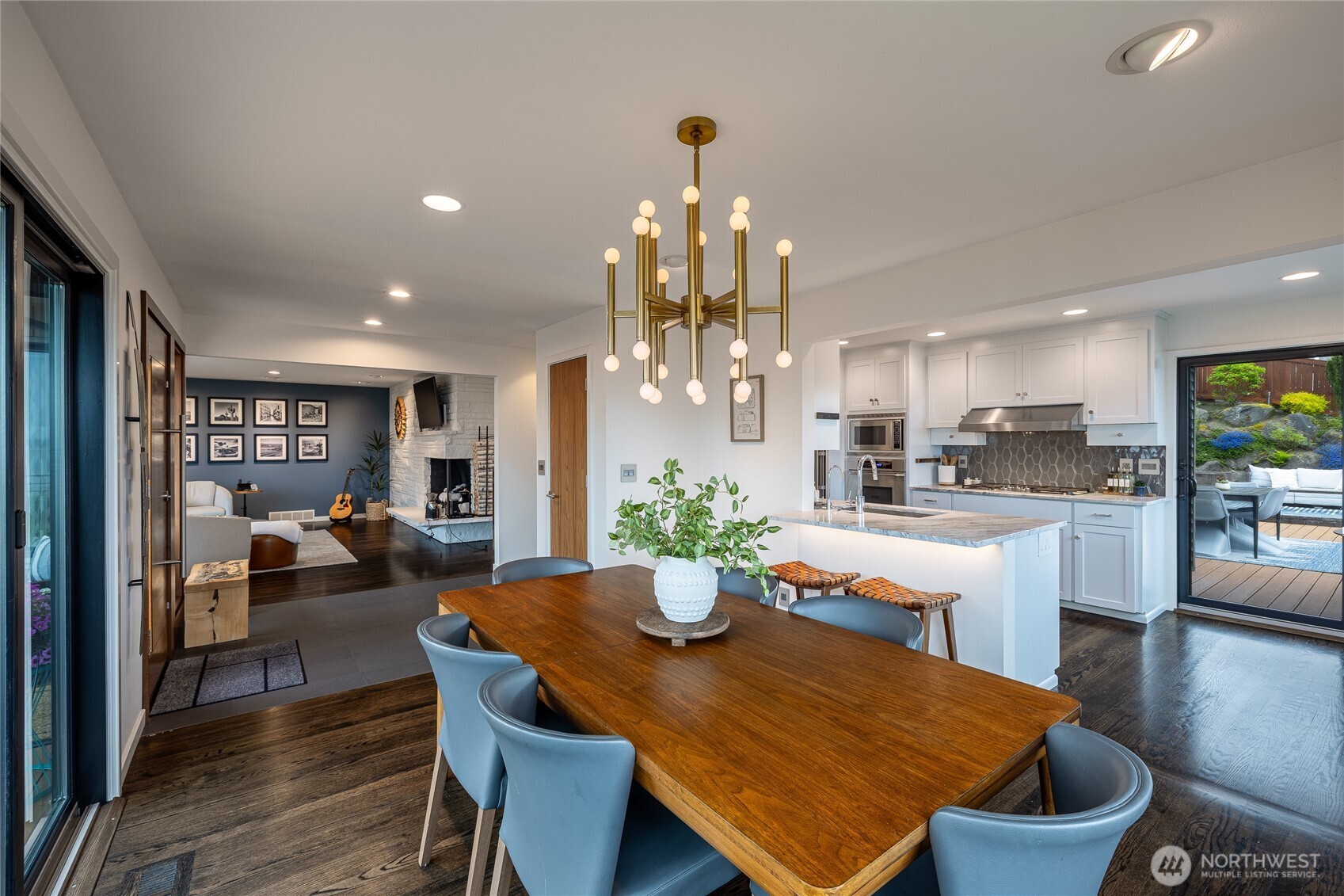2137 NW 98th Street , Seattle, WA 98117