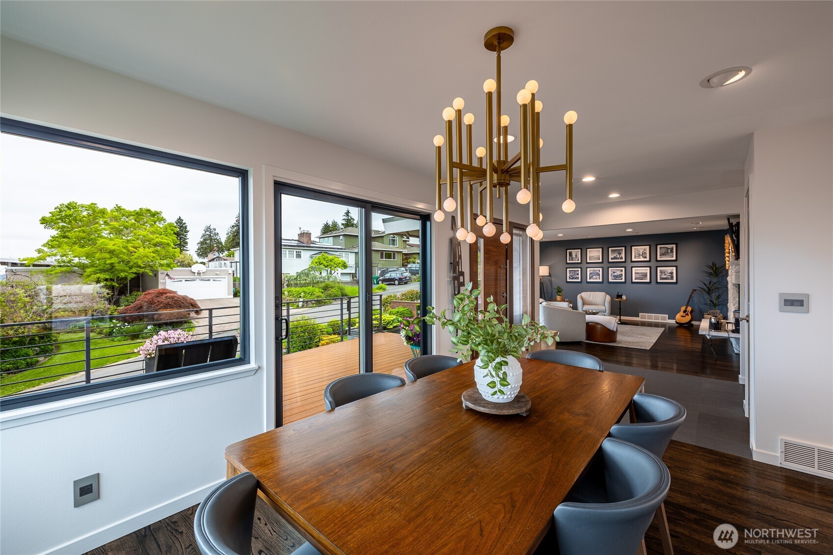 2137 NW 98th Street , Seattle, WA 98117