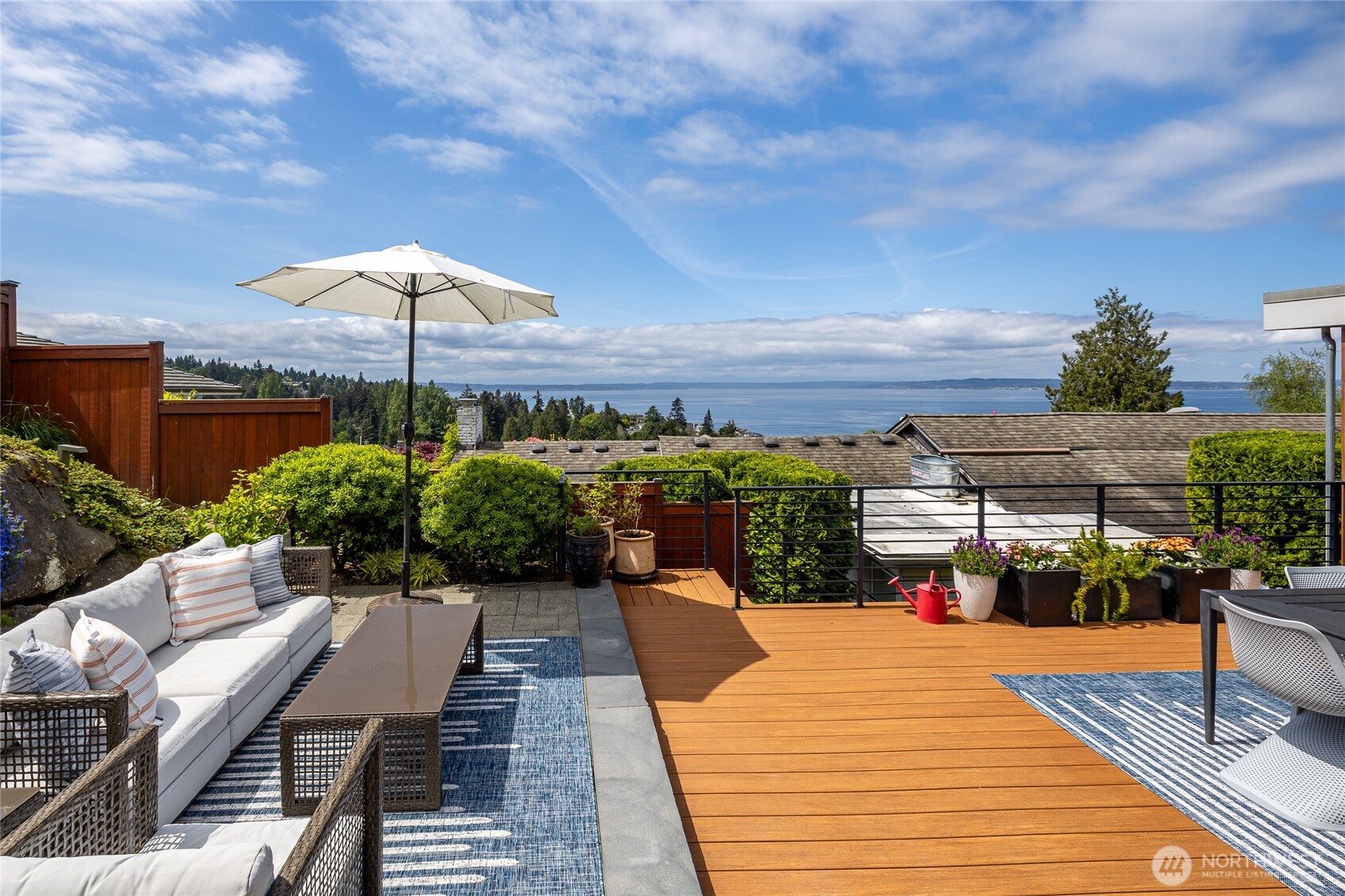 2137 NW 98th Street , Seattle, WA 98117