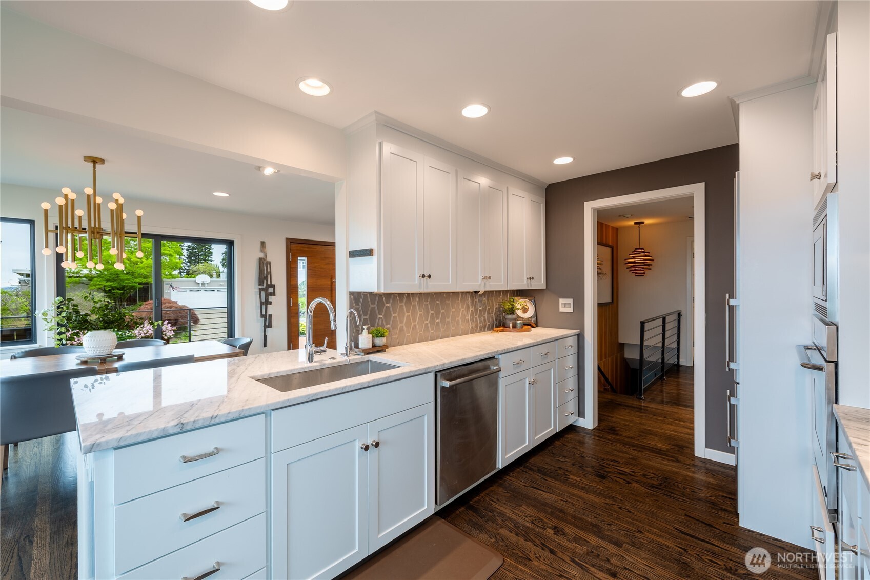 2137 NW 98th Street , Seattle, WA 98117