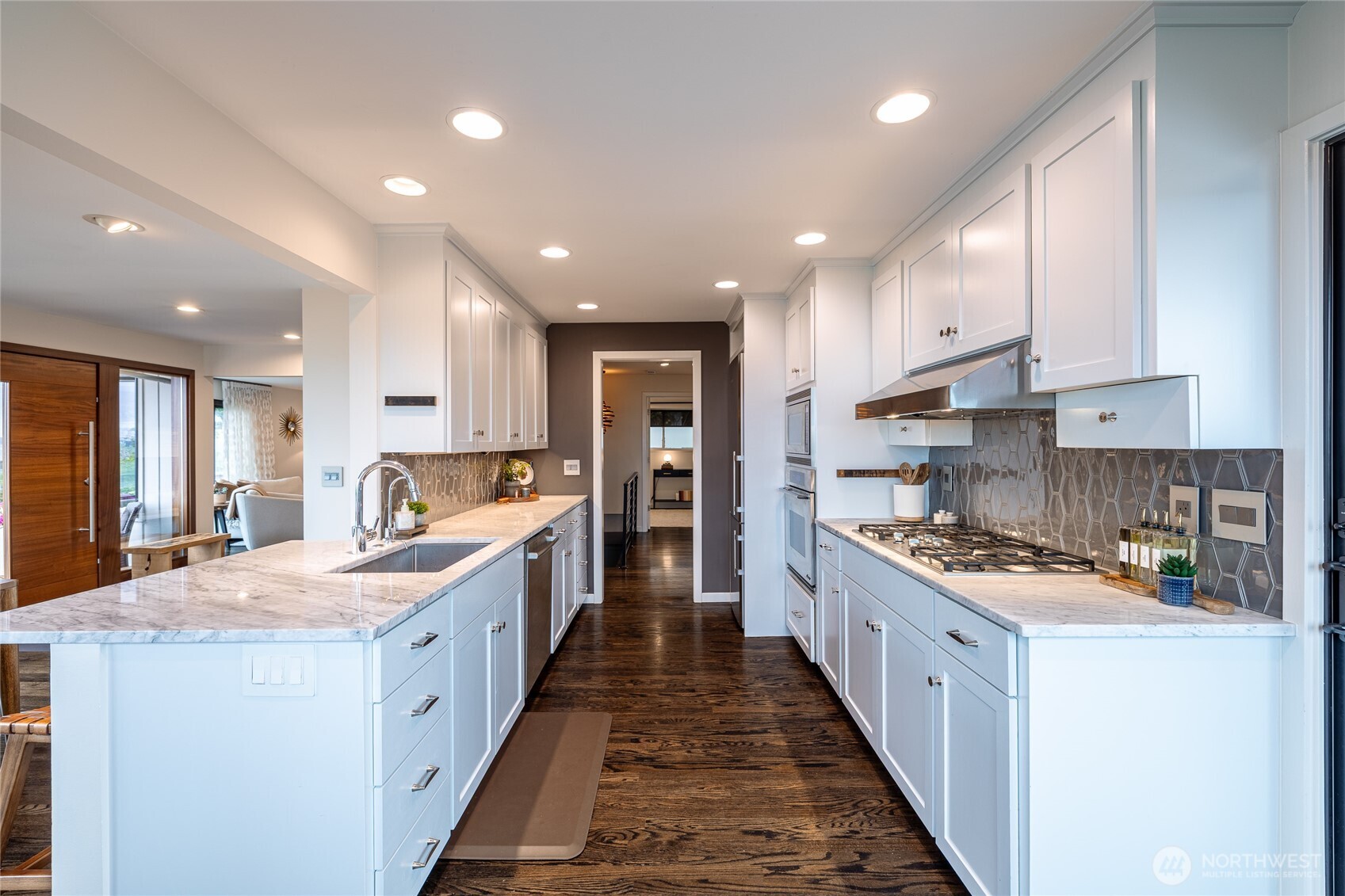 2137 NW 98th Street , Seattle, WA 98117