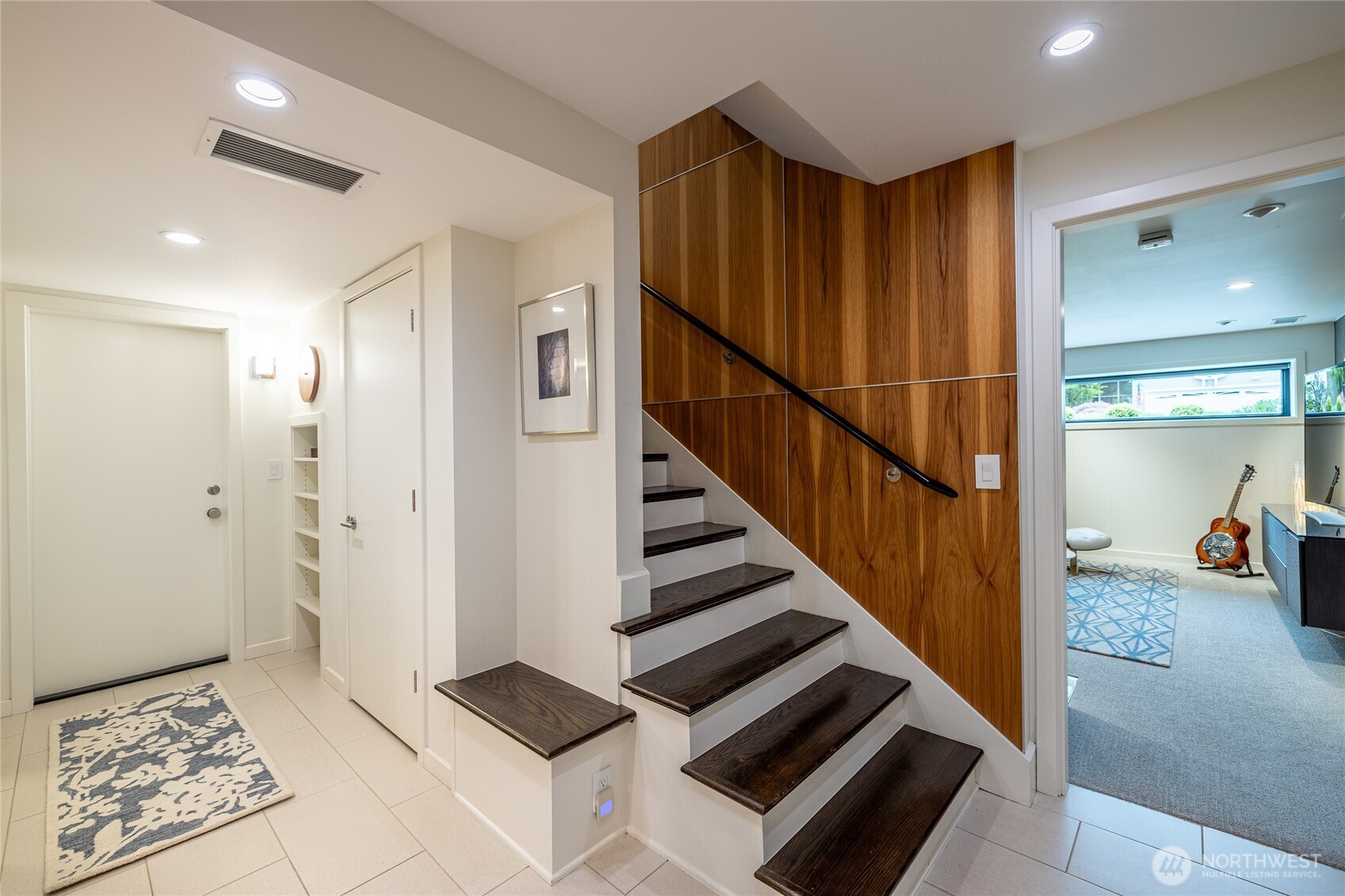 2137 NW 98th Street , Seattle, WA 98117