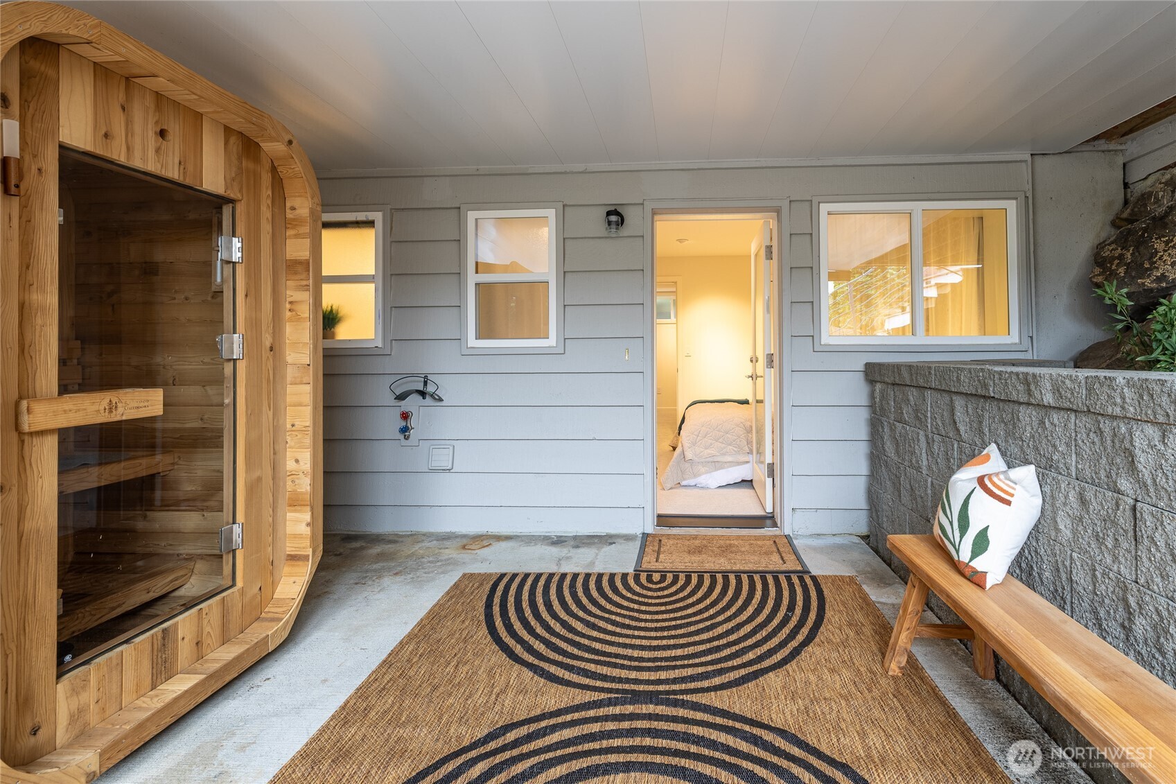 2137 NW 98th Street , Seattle, WA 98117