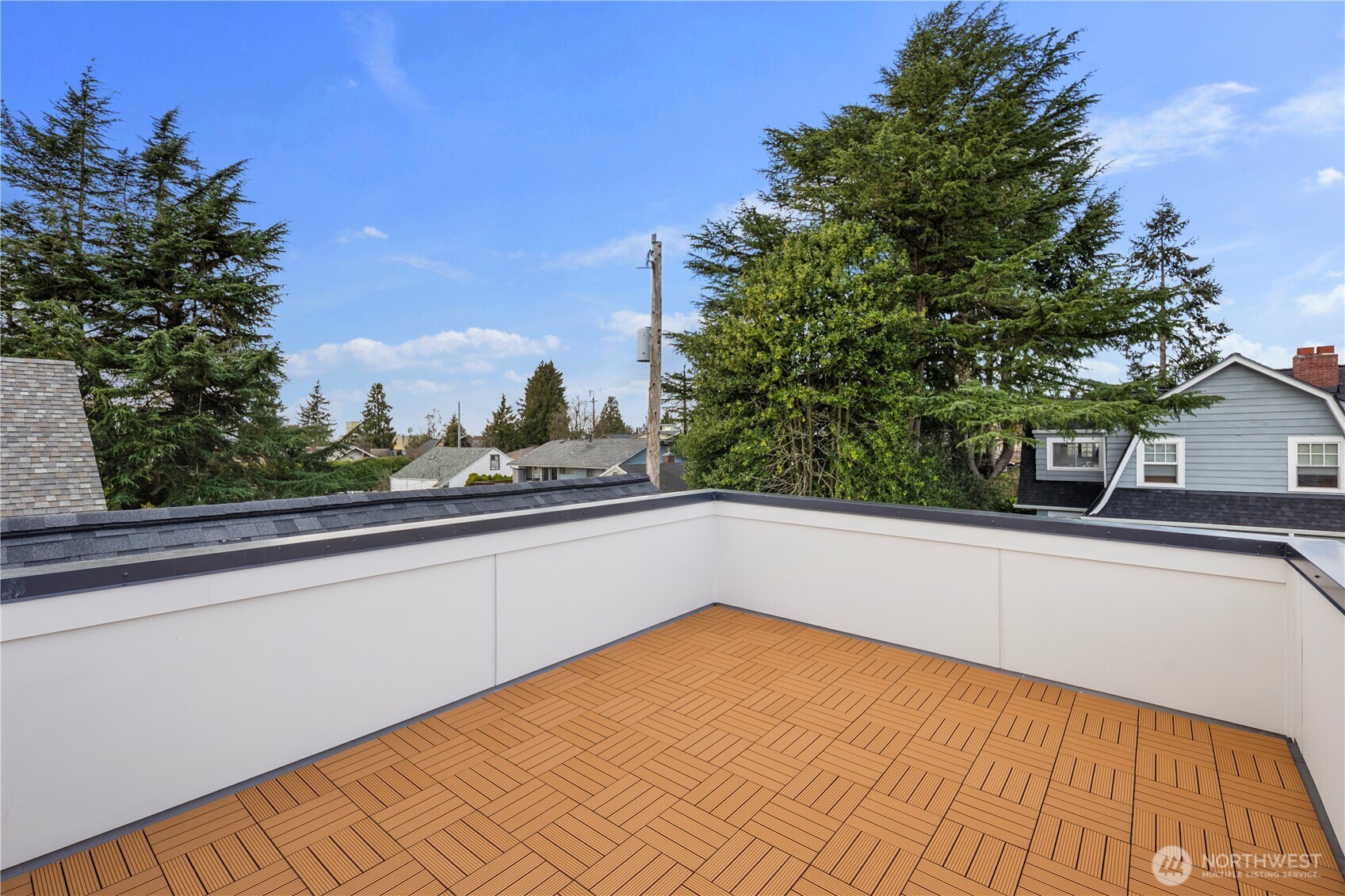516 N 102nd Street , Seattle, WA 98133