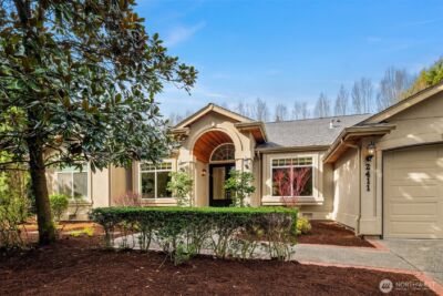 2411 98th Avenue NE, Clyde Hill, WA 98004