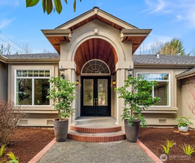 2411 98th Avenue NE, Clyde Hill, WA 98004 - Photo 5