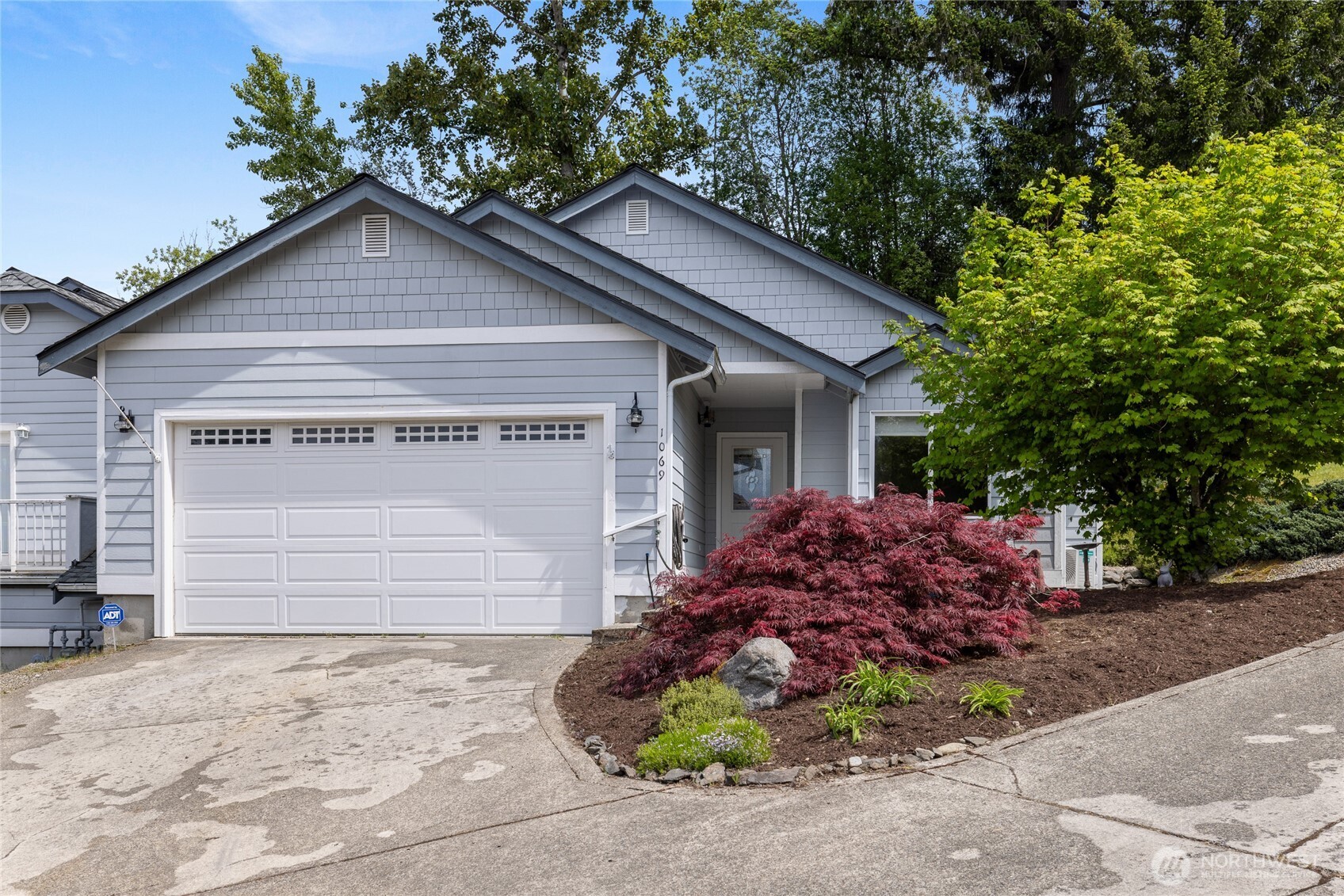 1069 5th , Steilacoom, WA 98388