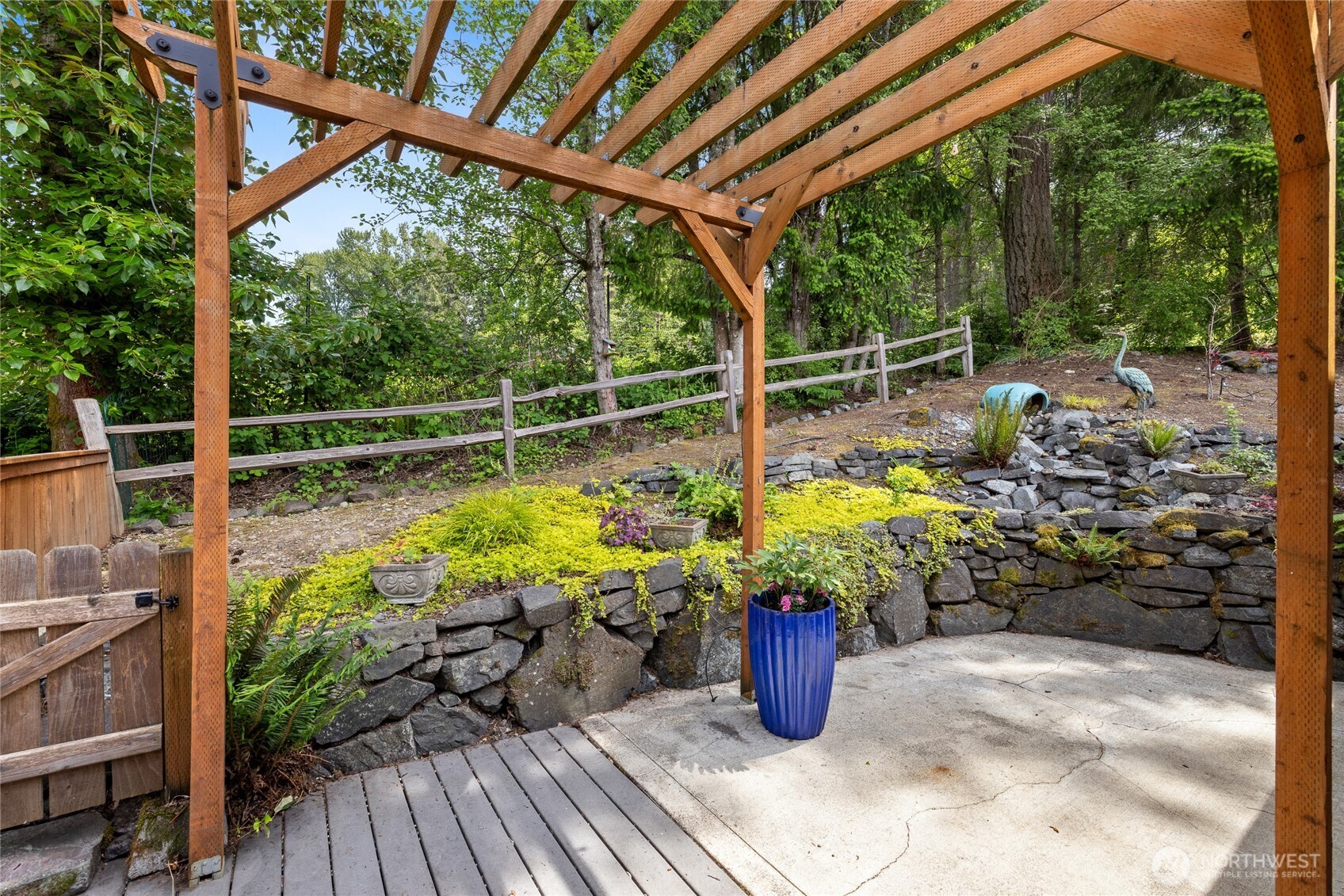 1069 5th , Steilacoom, WA 98388