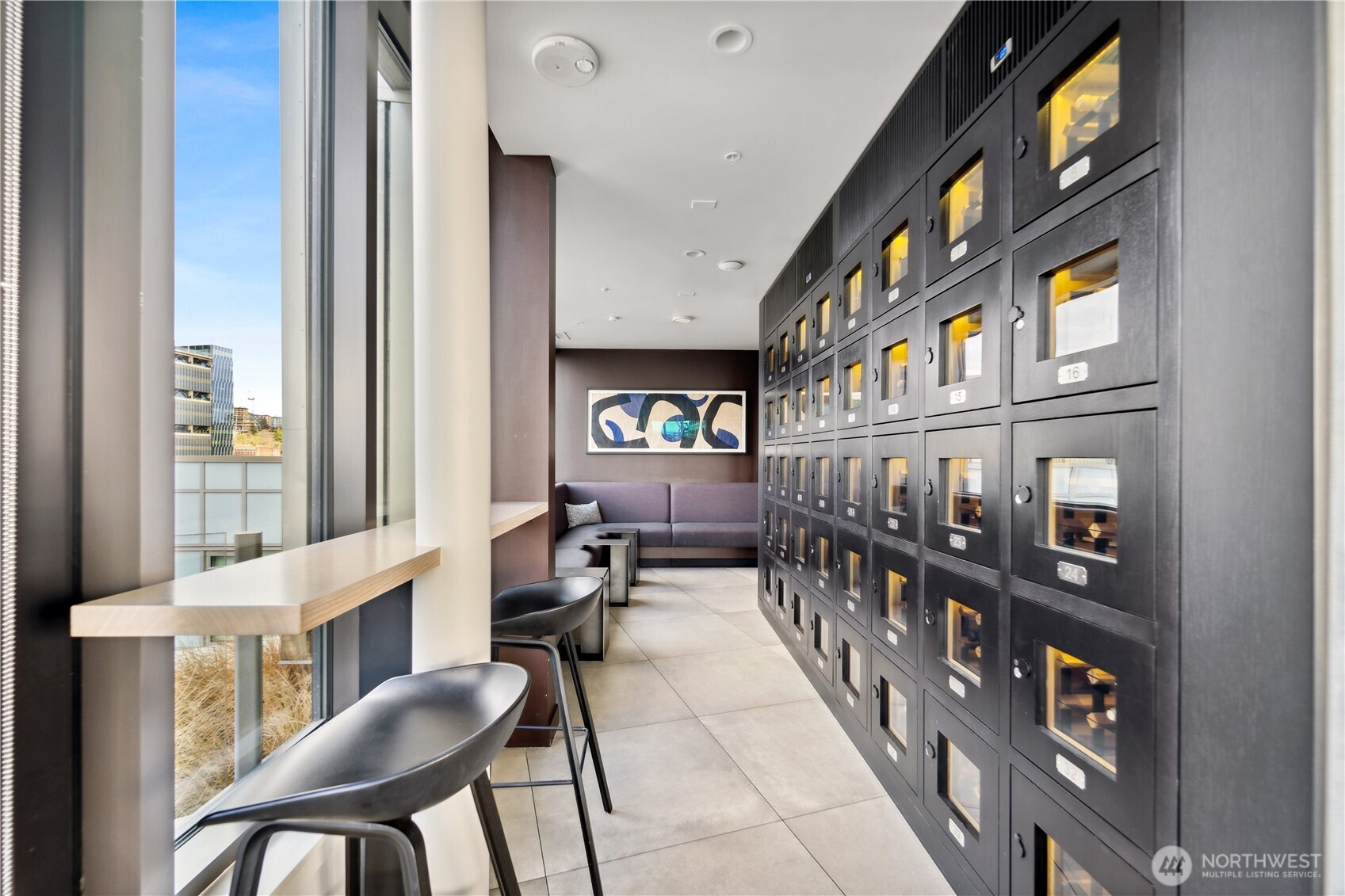 590 1st Avenue S #816, Seattle, WA 98104