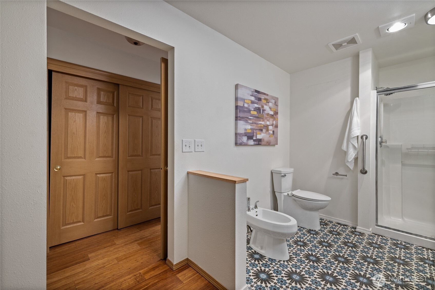 1069 5th , Steilacoom, WA 98388