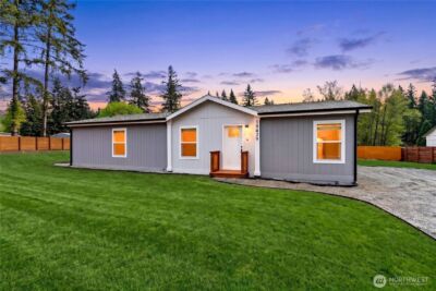18429 SE Covington Sawyer Road , Kent, WA 98042