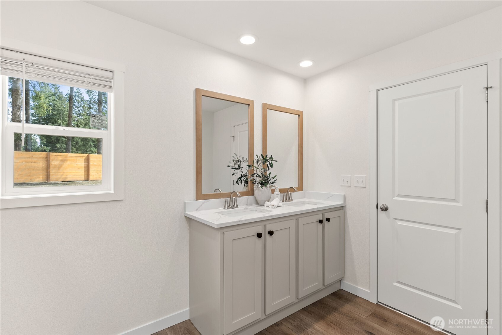 18429 SE Covington Sawyer Road , Kent, WA 98042