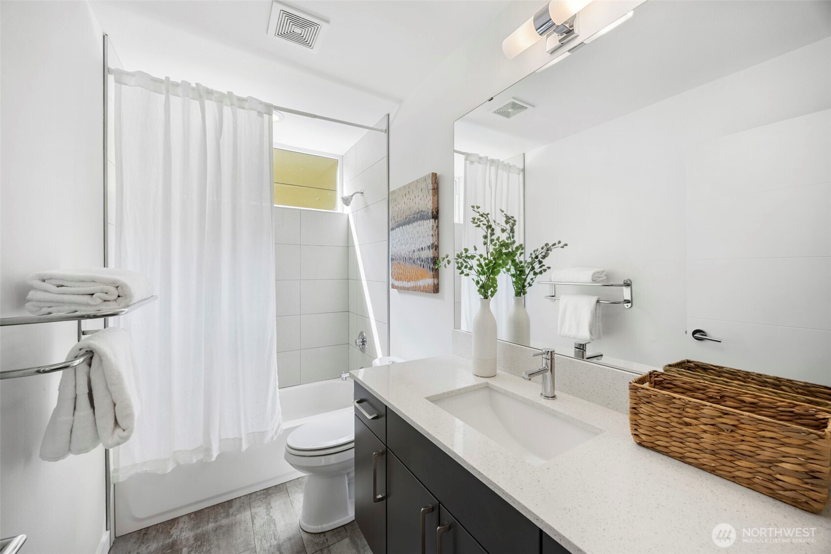 1415 E Fir Street , Seattle, WA 98122