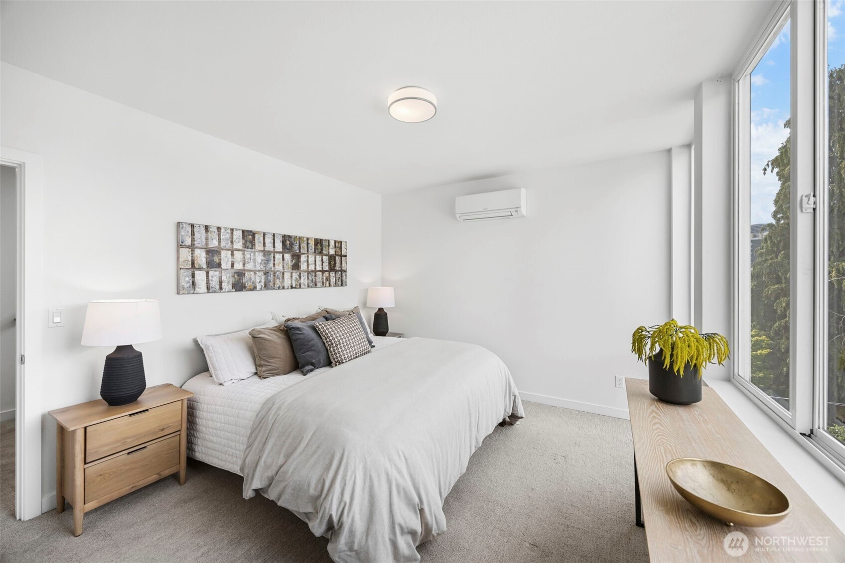 1415 E Fir Street , Seattle, WA 98122