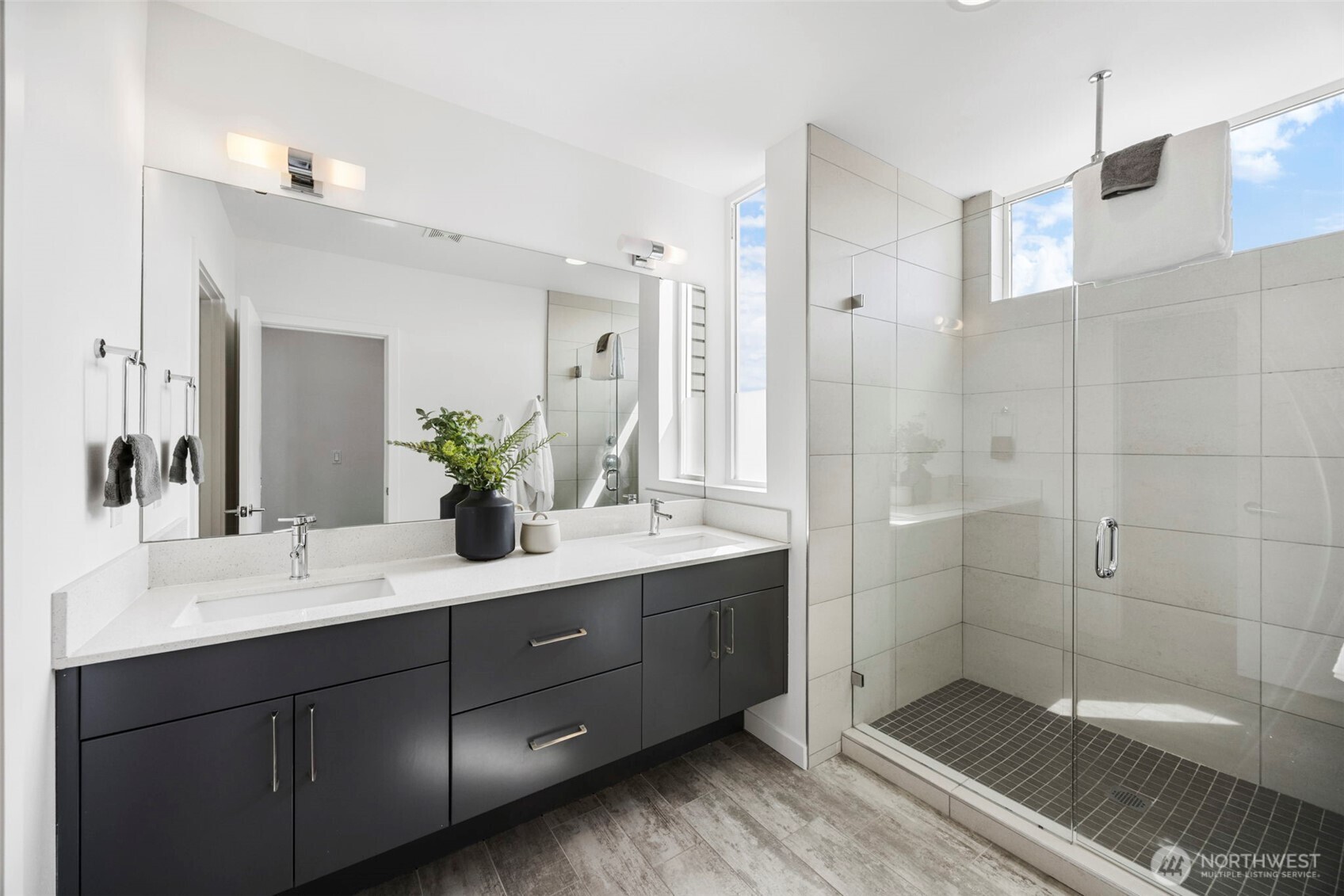 1415 E Fir Street , Seattle, WA 98122