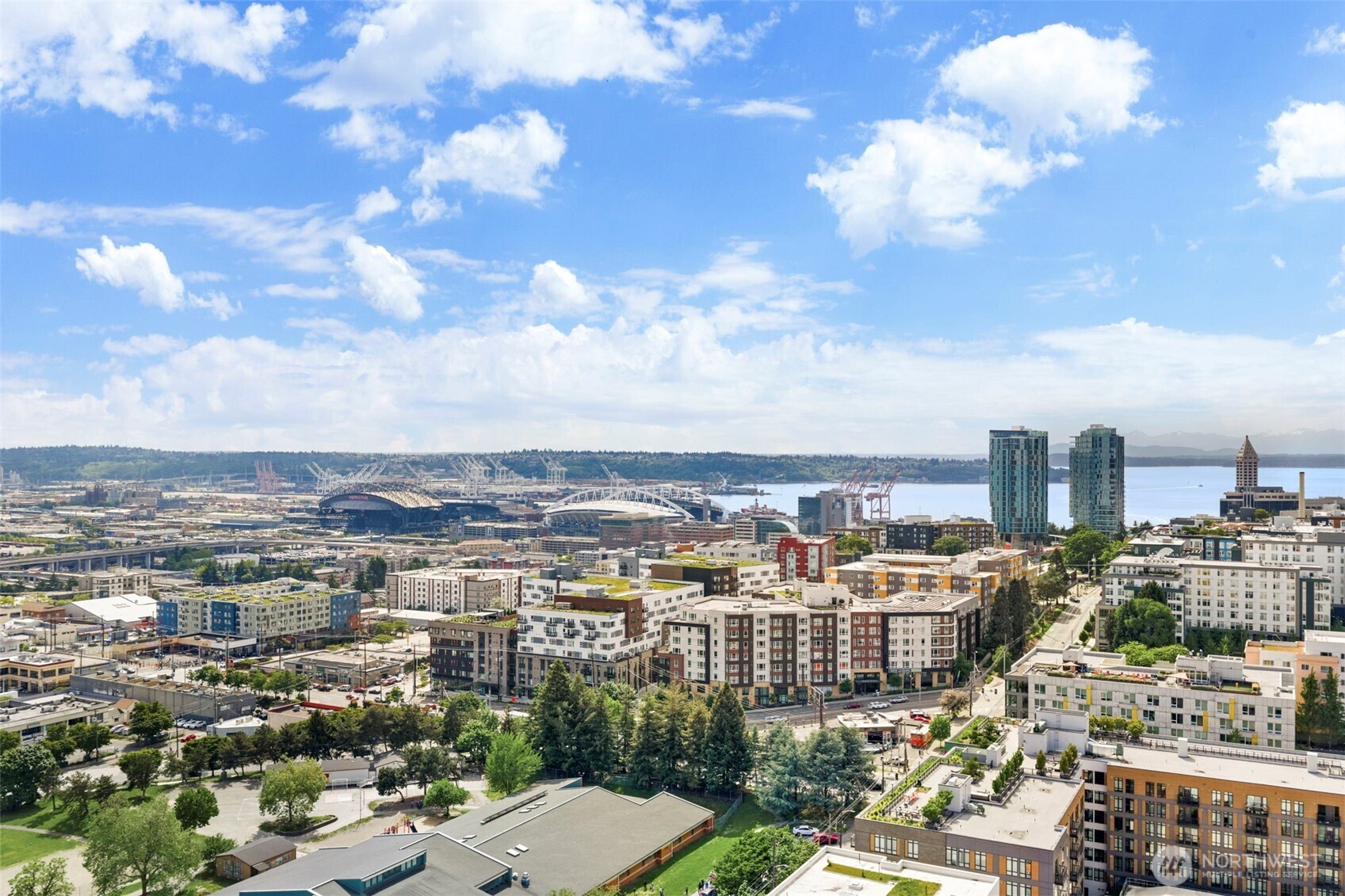 1415 E Fir Street , Seattle, WA 98122