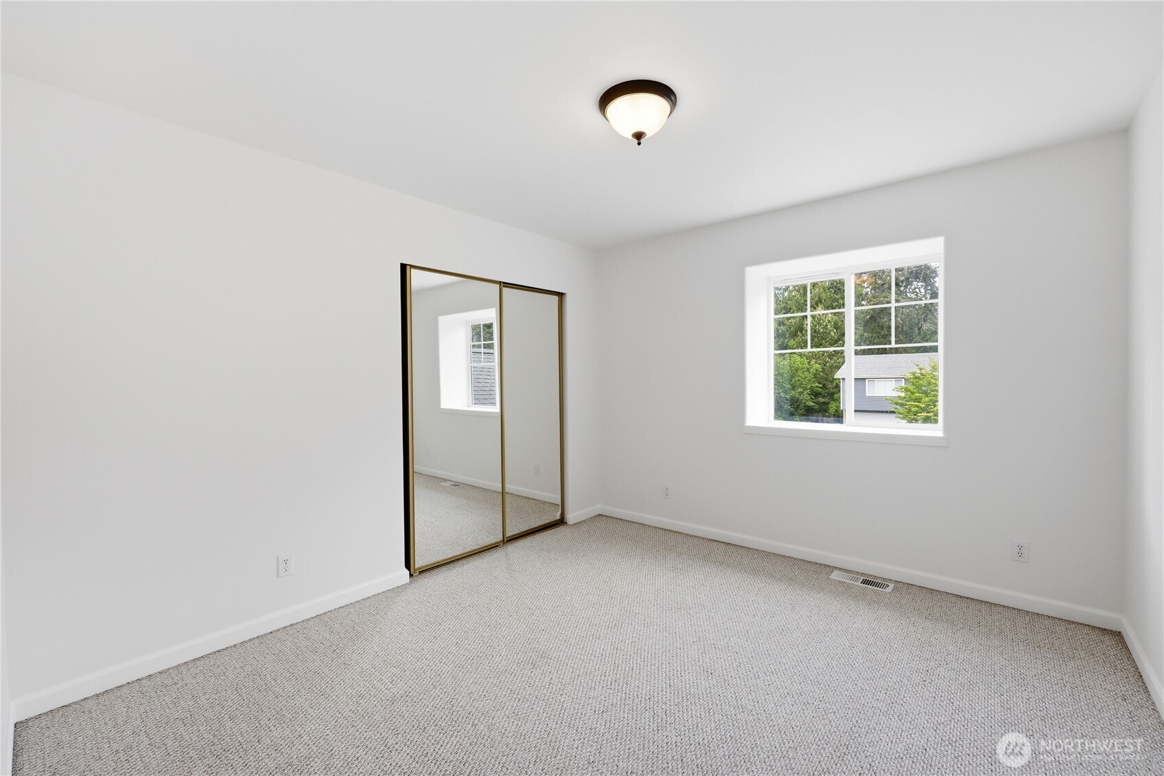 379 NW Mosher Canyon Road , Bremerton, WA 98311