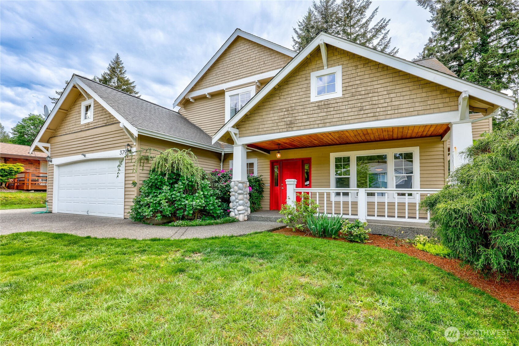 379 NW Mosher Canyon Road , Bremerton, WA 98311