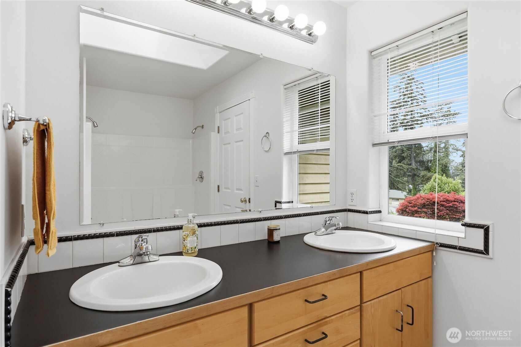 379 NW Mosher Canyon Road , Bremerton, WA 98311