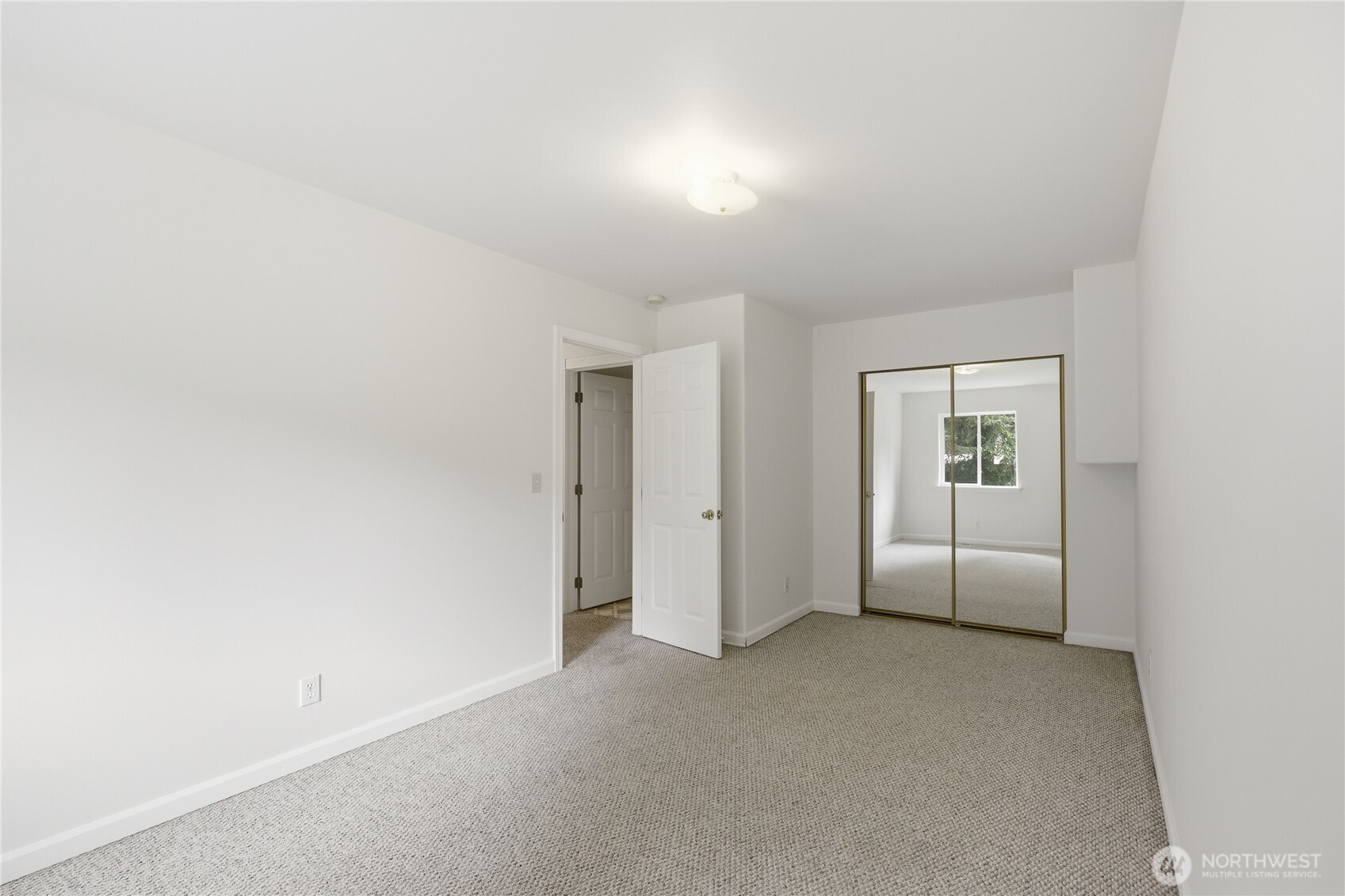 379 NW Mosher Canyon Road , Bremerton, WA 98311