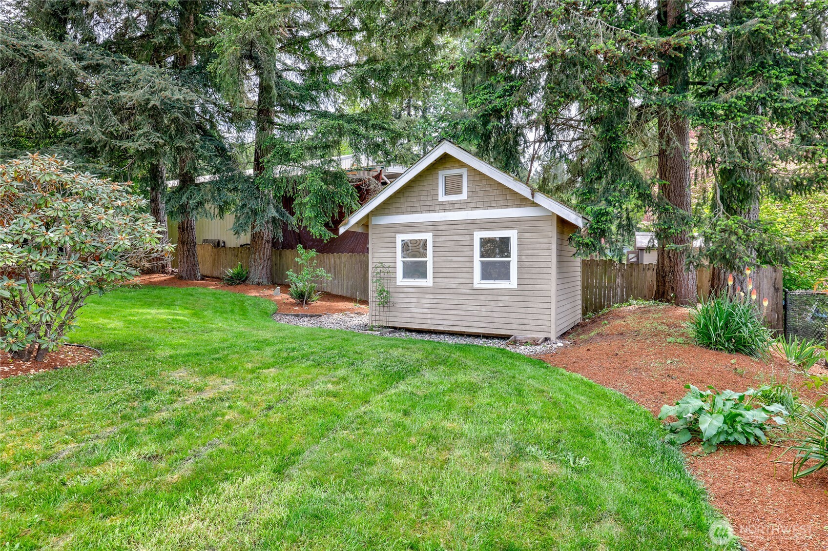 379 NW Mosher Canyon Road , Bremerton, WA 98311