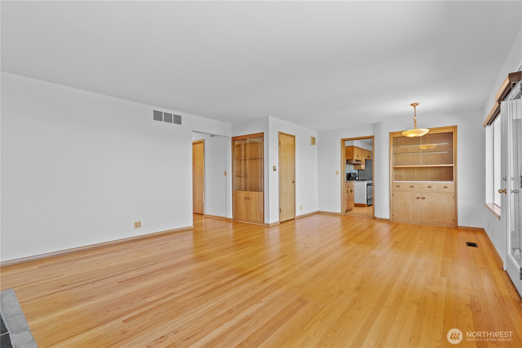 5911 49th Avenue SW, Seattle, WA 98136
