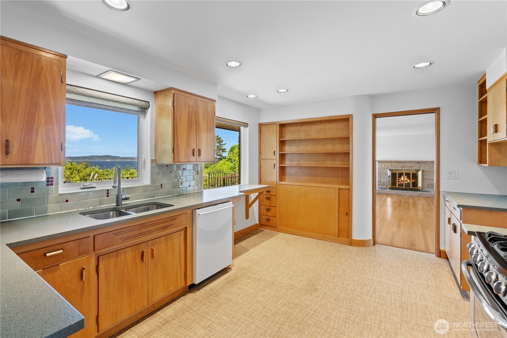 5911 49th Avenue SW, Seattle, WA 98136