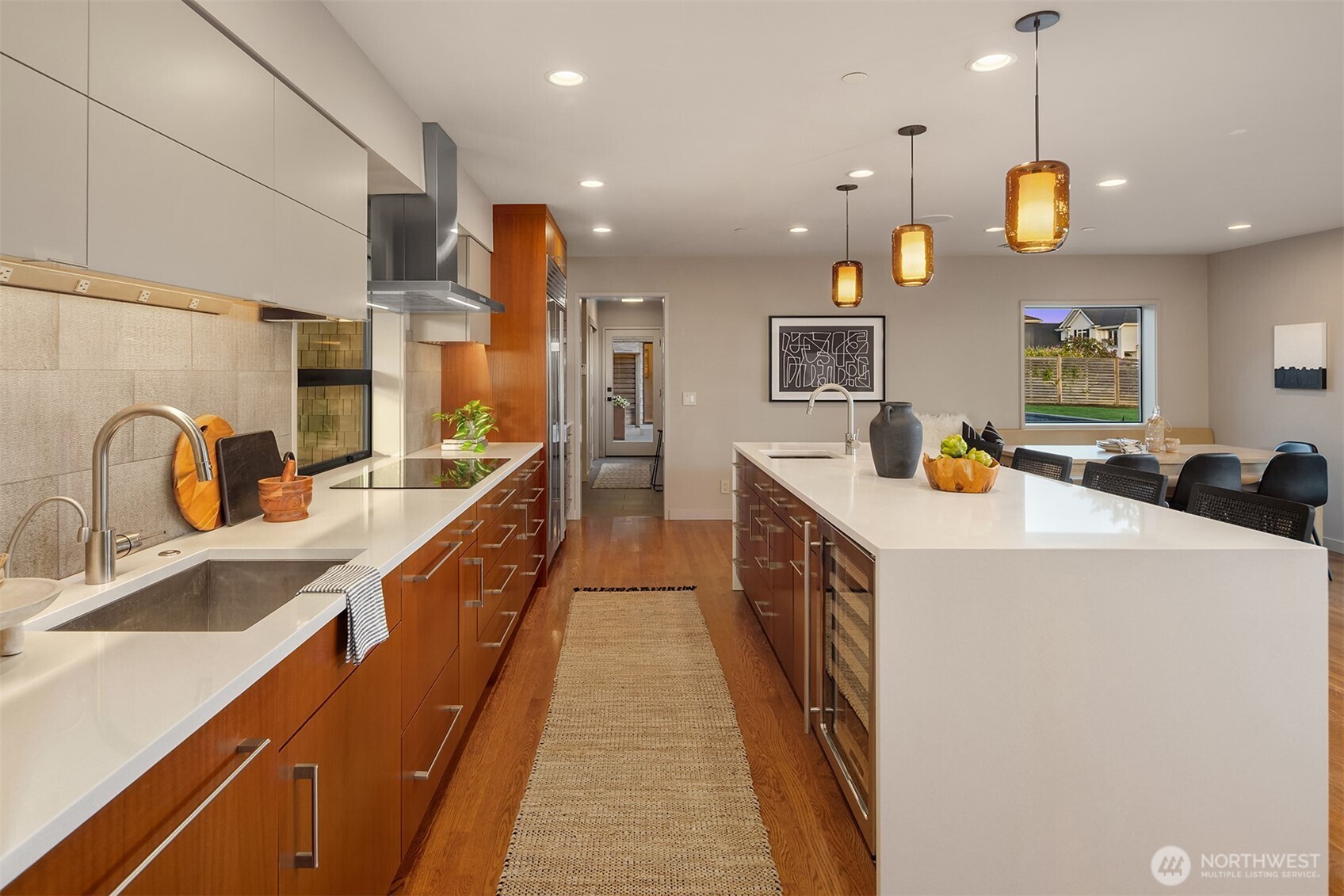 8221 NE 117th Street , Kirkland, WA 98034
