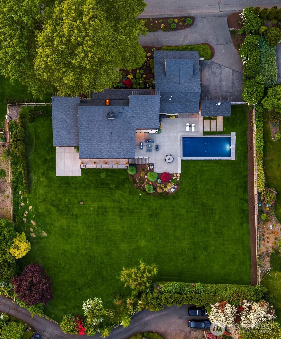 8221 NE 117th Street , Kirkland, WA 98034