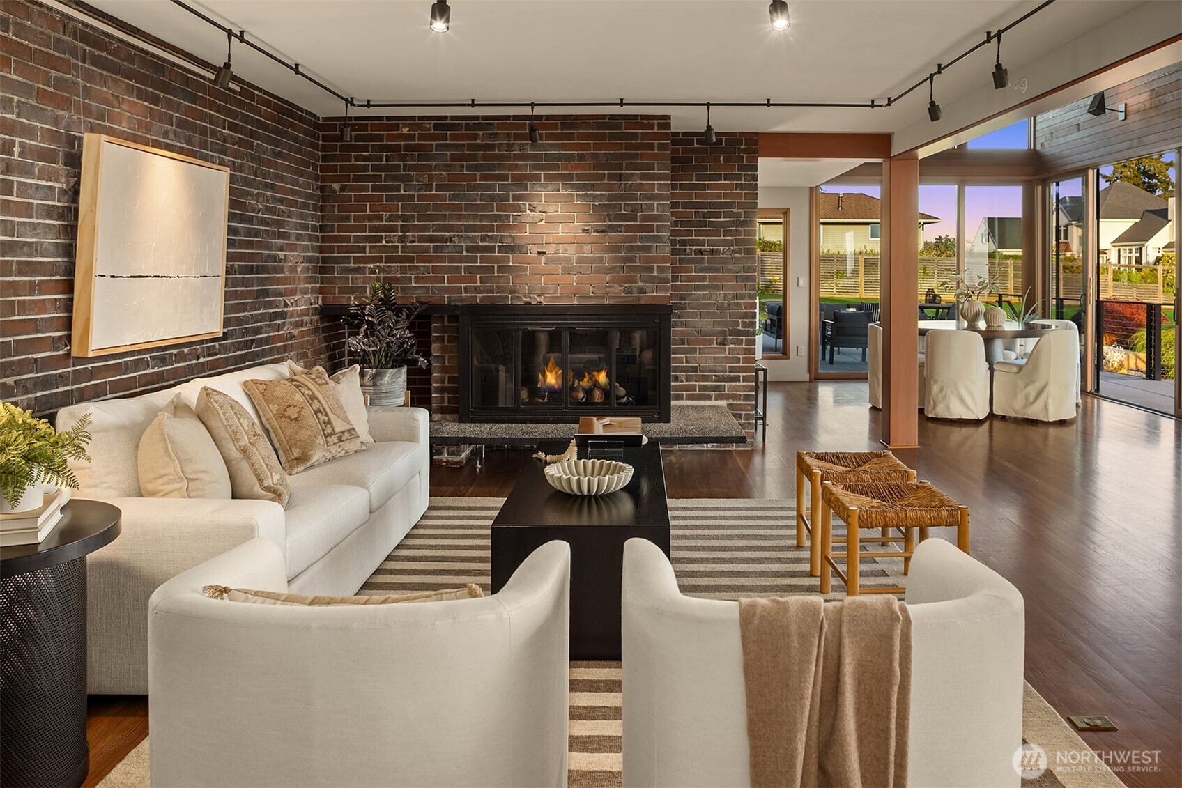 8221 NE 117th Street , Kirkland, WA 98034
