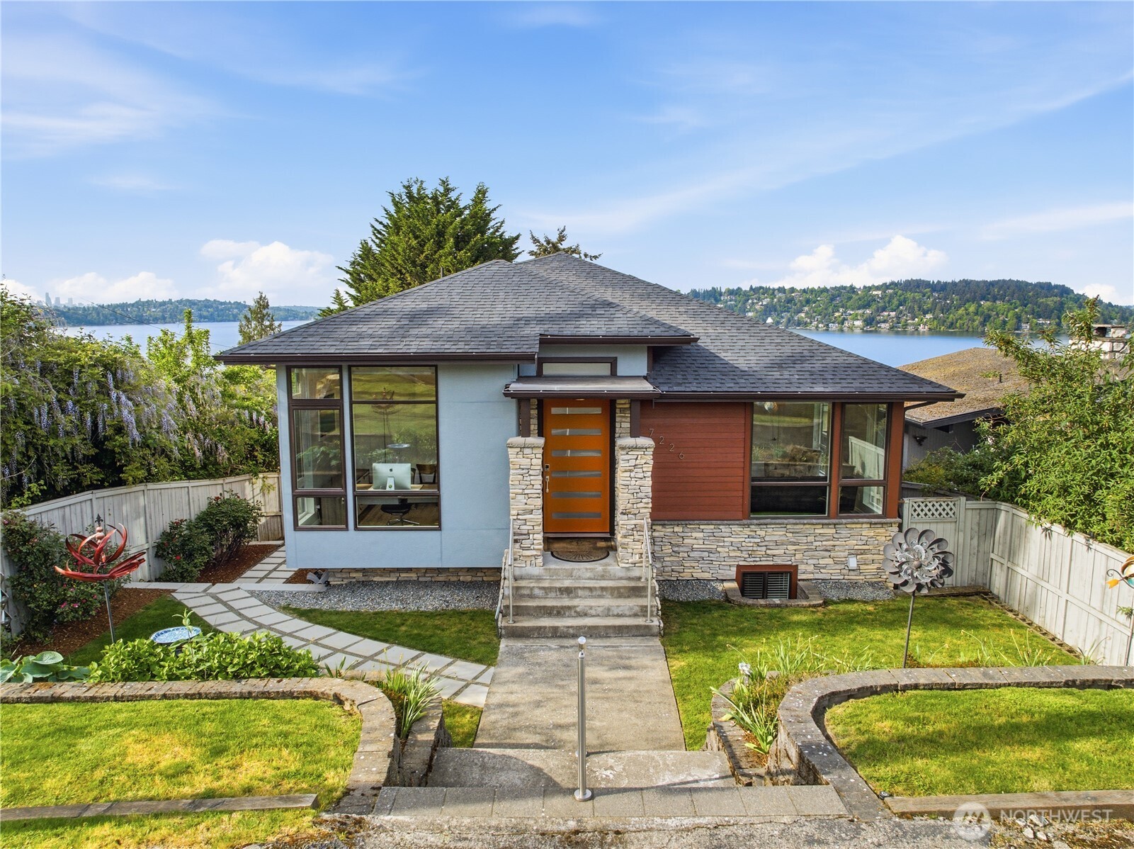 7226 S Ryan Street , Seattle, WA 98178