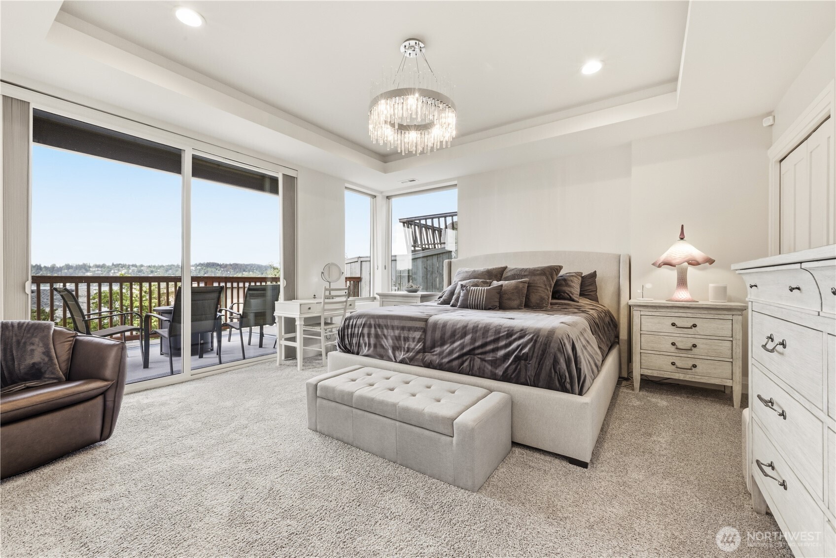 7226 S Ryan Street , Seattle, WA 98178