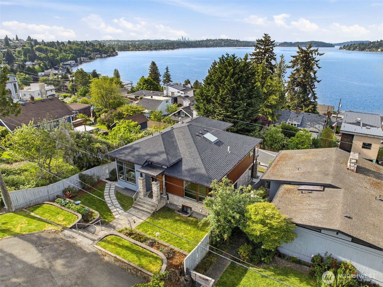 7226 S Ryan Street , Seattle, WA 98178