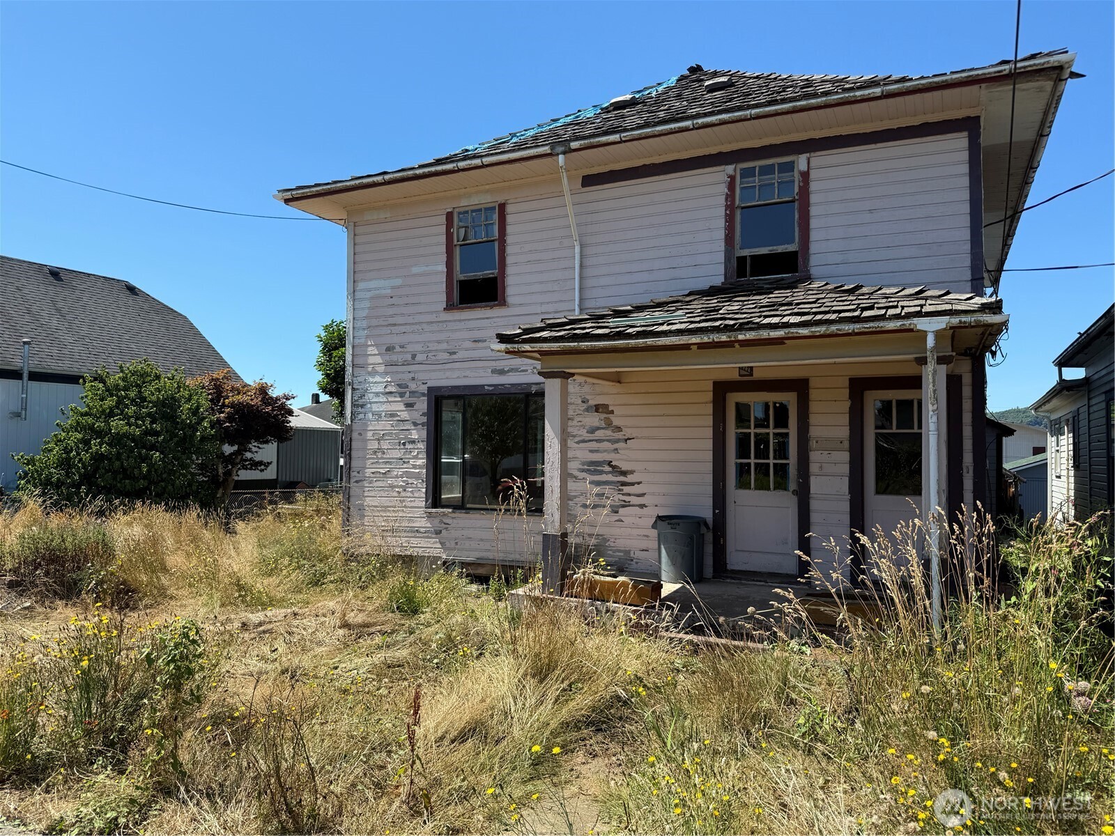 222 12th Street , Raymond, WA 98577