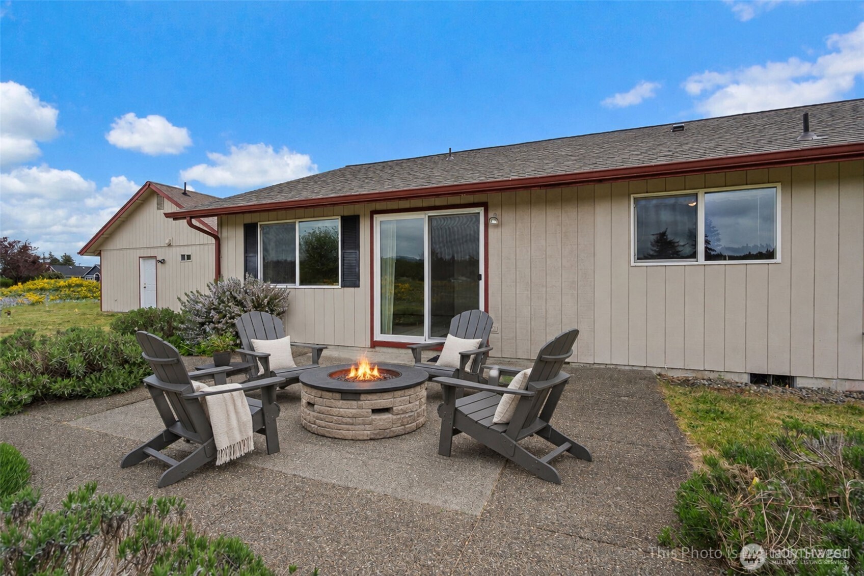 13820 Logez Court SW, Olympia, WA 98512