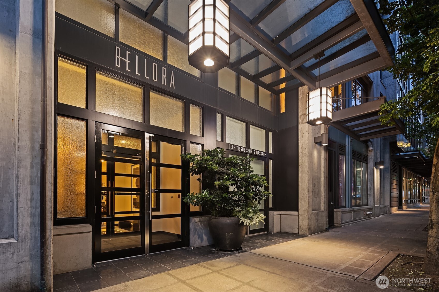 2716 Elliott #402, Seattle, WA 98121